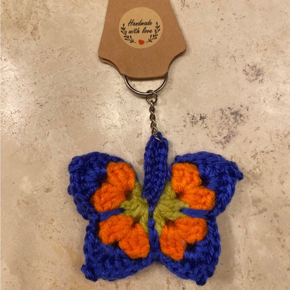 Set of 8 NWT 3D Butterfly Keychains - Picture 7 of 10